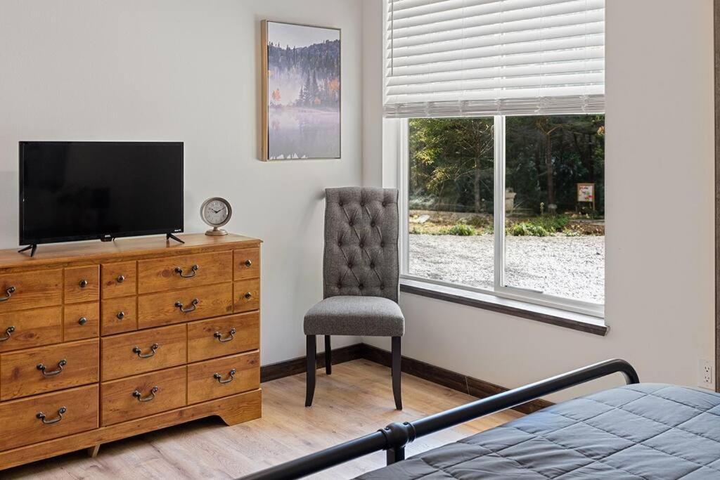 Luxe Mt. Rainier Lodge W/ Hot Tub-Ac-Game Room Ashford Eksteriør billede